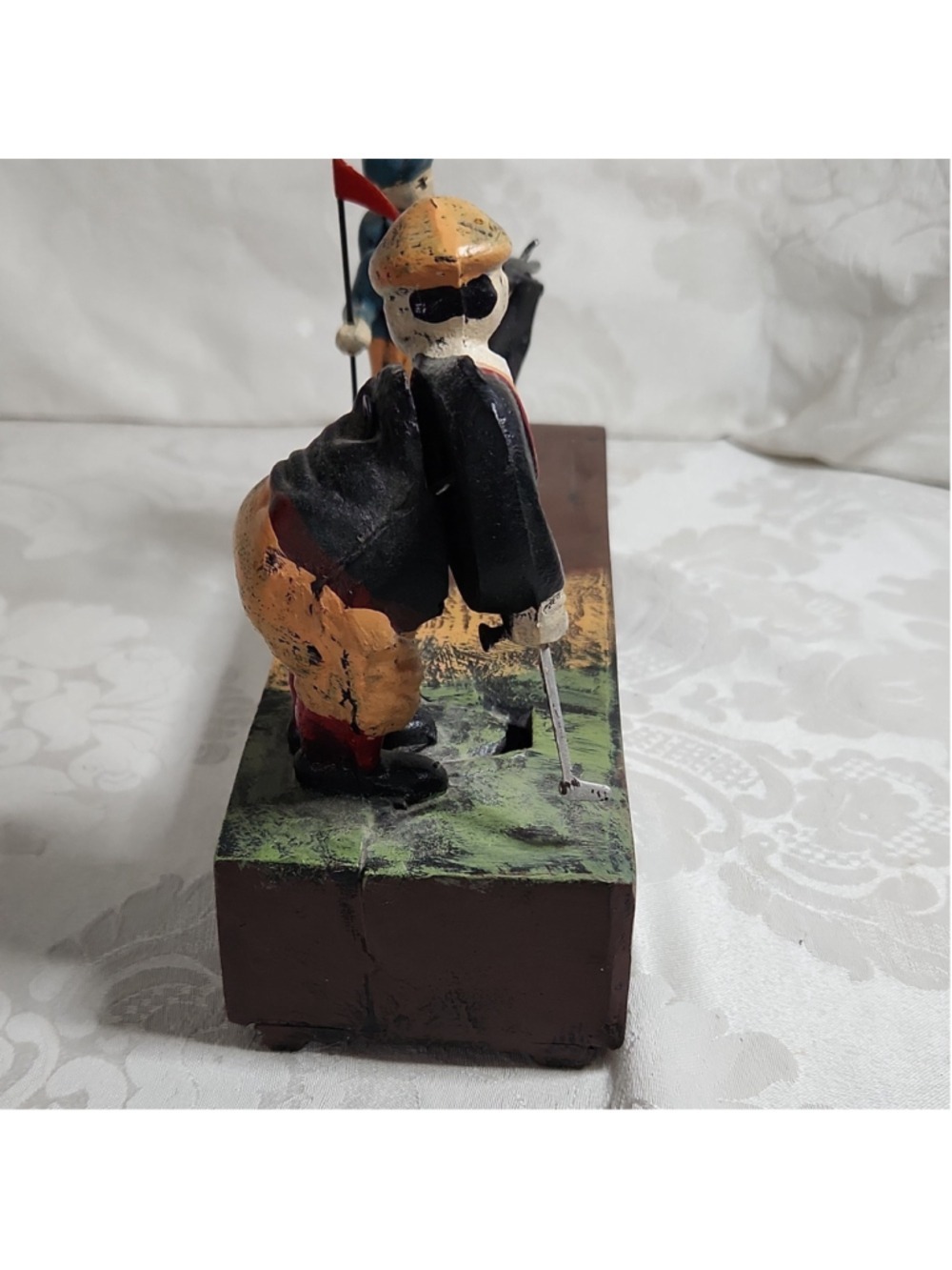 Vintage Golf Mechanical Cast Iron Coin Bank | Birdie Putter & Caddie Figurine - Picture 2 of 13